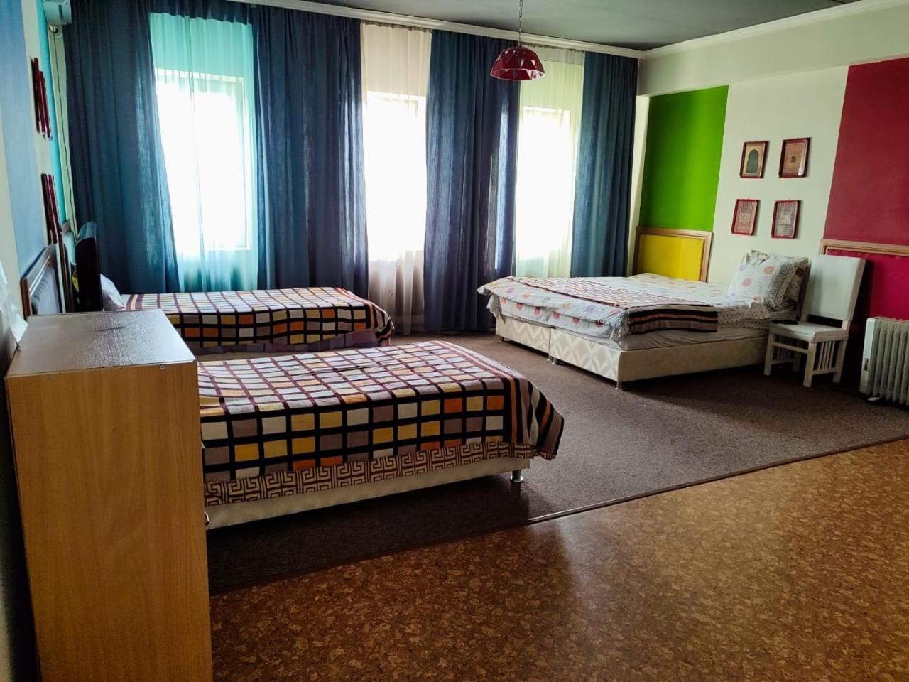 Strelets Hotel Bishkek Exterior photo